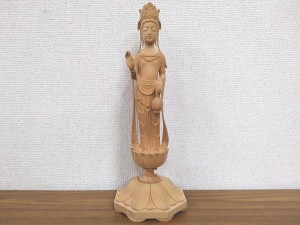石本武士　菩薩像